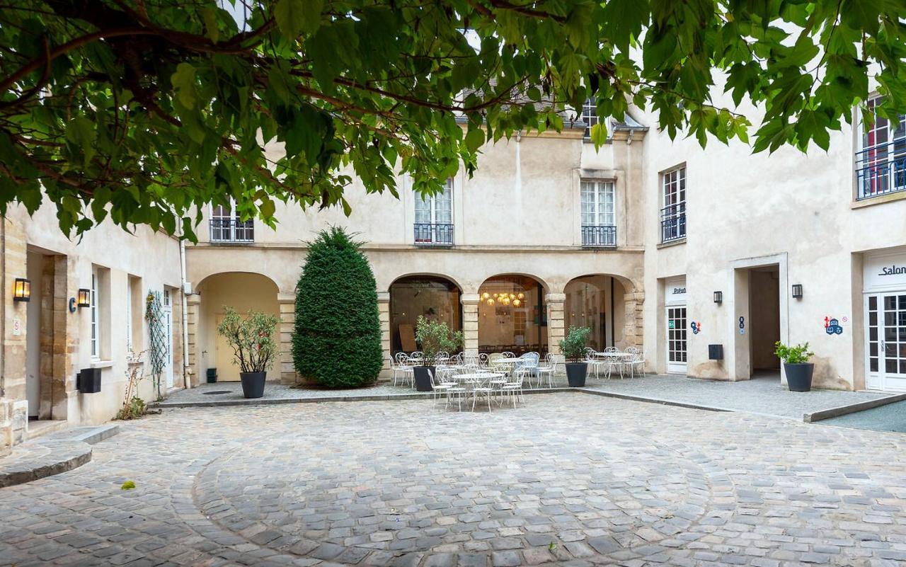 Mije Marais Hostel باريس المظهر الخارجي الصورة The courtyard of the Hôtel de Ligne